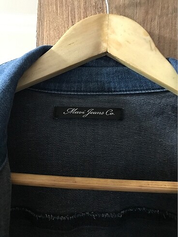 Mavi Jeans Orjinal mavi markasına ait kot ceket