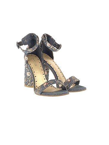 Catwalk Junkie Catwalk Junkie Platform %70 İndirimli.