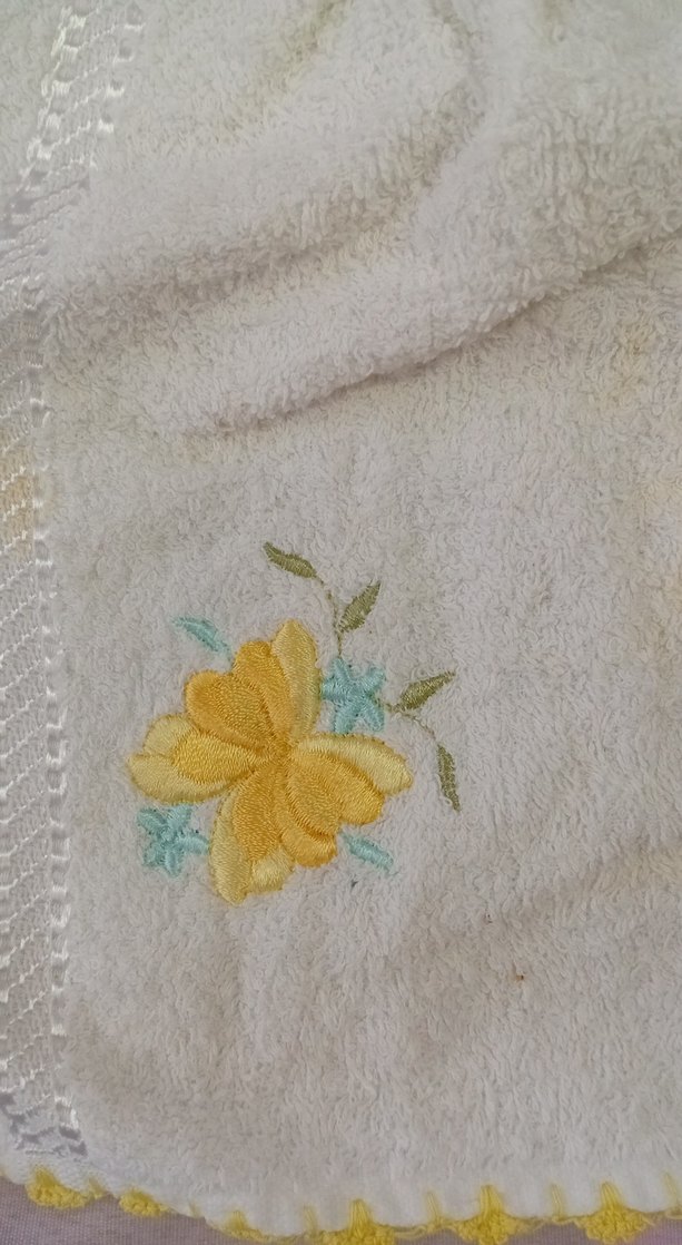 Nakışlı Beyaz Pastel Havlu - Görsel 2
