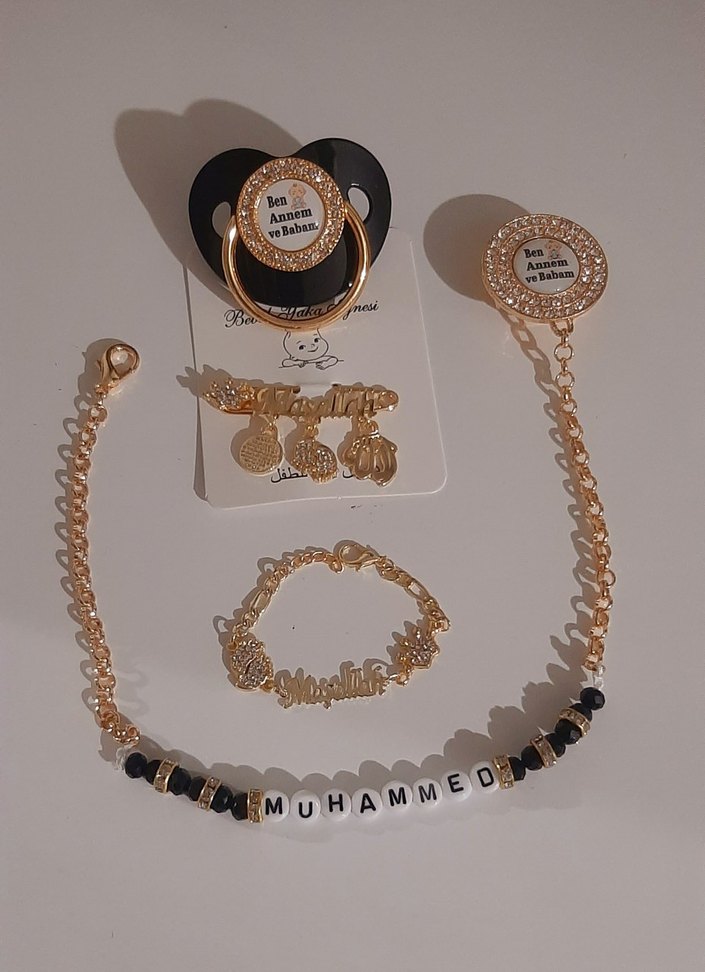 Altın Renkli Bebek Emziği Seti - Sabiha - Görsel 2