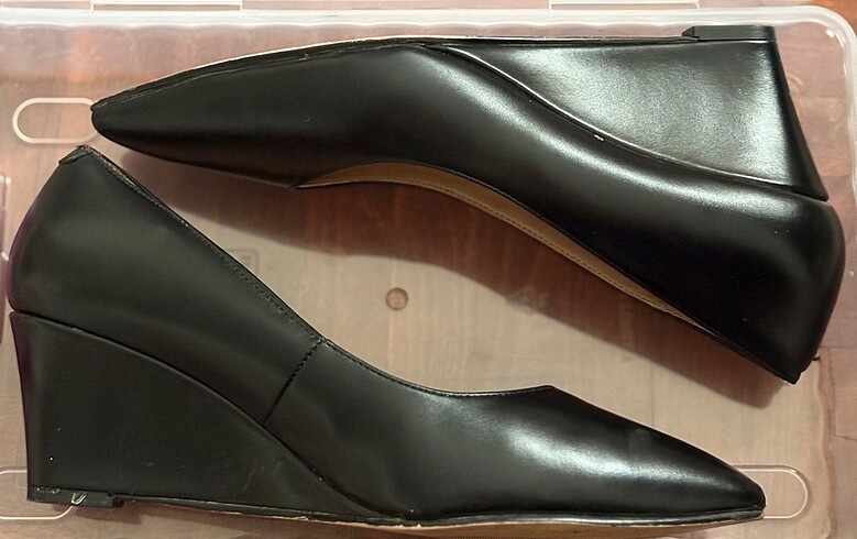 37 Beden siyah Renk Nine West Dolgu Topuk Ayakkabı