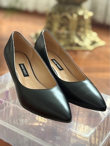Nine West Dolgu Topuk Ayakkabı