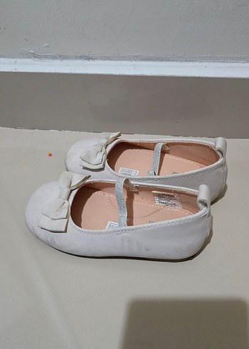 Beyaz Fiyonk Detaylı Kız Babet - Görsel 2