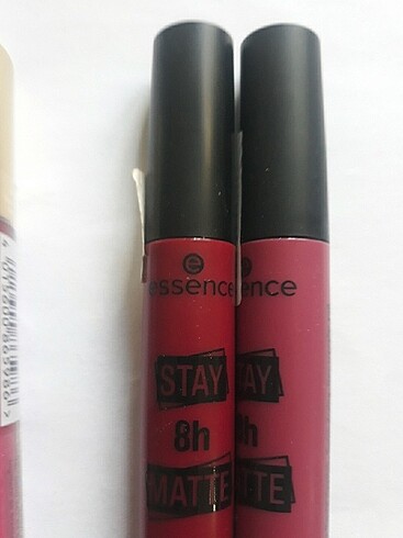Max Factor Max Factor ve Essence Likit lipstick çeşit ADET FIYATIDIR