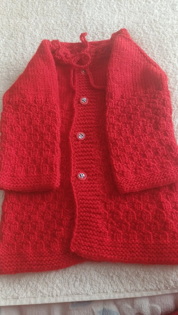 Kızlar İçin Kırmızı Örgü Hırka - Görsel 3