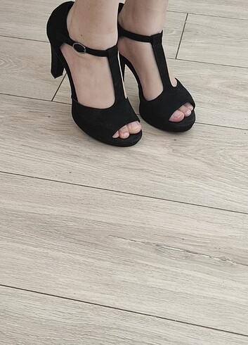 38 Beden Topuklu ayakkabı 