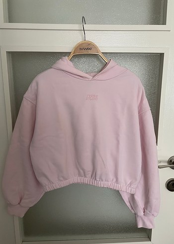BG Store BG Store Crop Sweatshirt