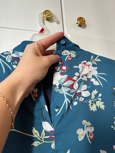 Çiçekli Mavi Elbise Uzun Kollu - Görsel 6