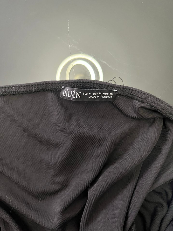 Siyah V Yaka Strappy Büstiyer - Görsel 5