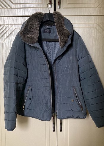 Marks&Spencer Gri Kürklü Kadın Mont