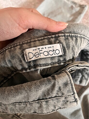 s Beden Gri jean defacto