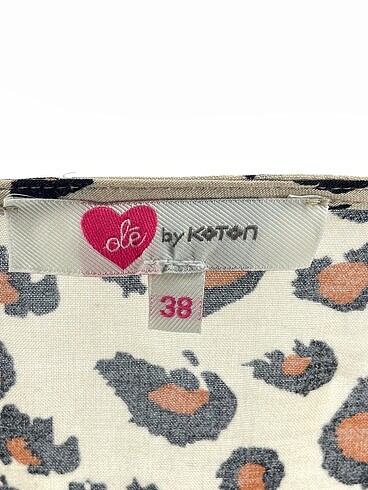 38 Beden çeşitli Renk Koton Bluz %70 İndirimli.