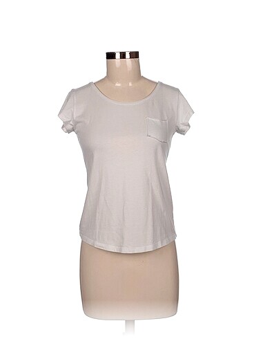 Diğer T-shirt %70 İndirimli.