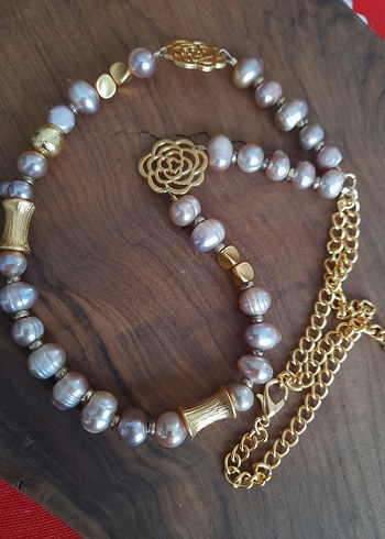 Gerçek pembei İnci ve Altın Çiçekli Kolye - Görsel 2