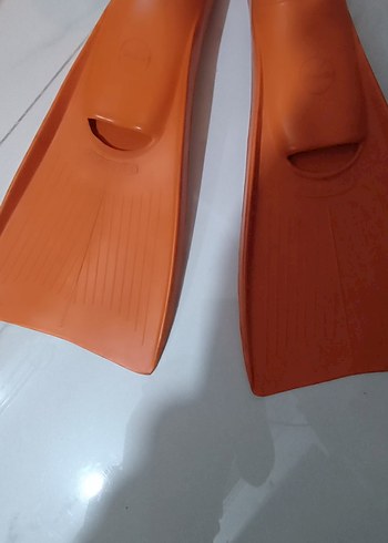 Turuncu Erkek Su Paleti - Minimalist Tasarım - Görsel 2