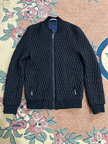 Zara mont