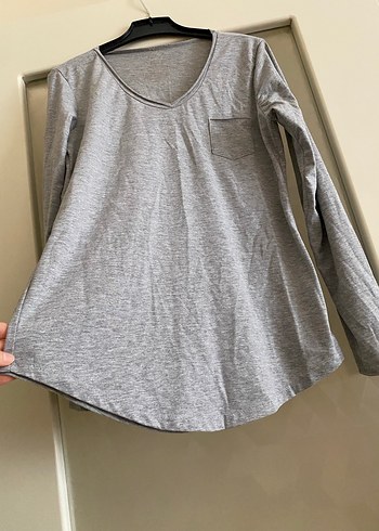 Gri V Yaka Uzun Kollu Tişört - Görsel 3