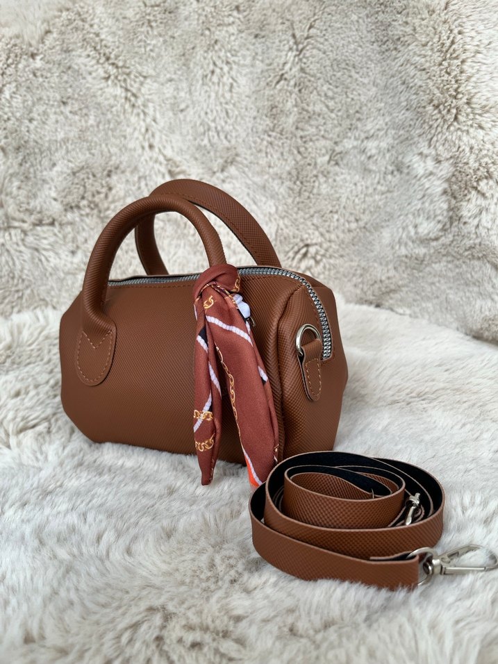 Vakko Modeli Fularlı Mini Çanta - Görsel 3