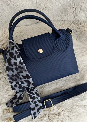 Longchamp modeli çanta - Görsel 2