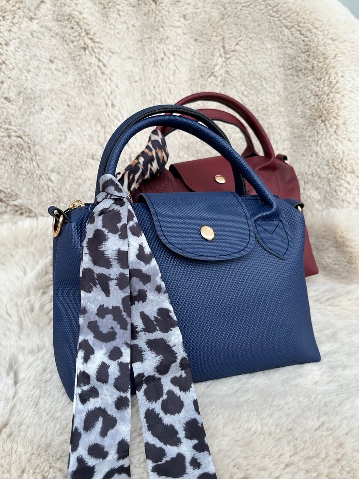 Longchamp modeli çanta - Görsel 4