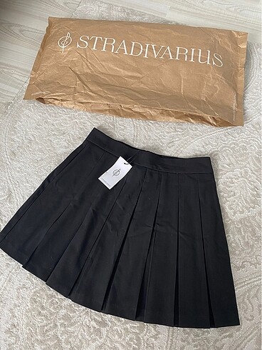stradivarius etek