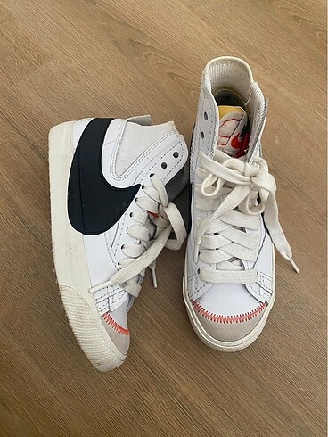 nike blazer jumbo mid