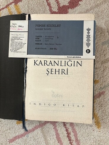  Karanlığın şehri kitap