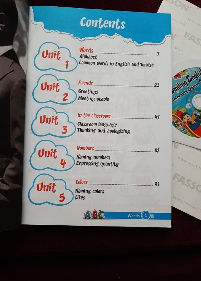 2. Sınıf Smiling English + Eğitim Cd'si  - Görsel 2