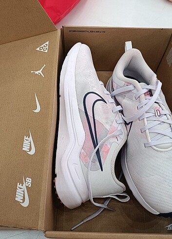 39 Beden Nike Kadın Spor Ayakkabı