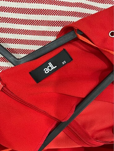 Adl kırmızı elbise - Görsel 3