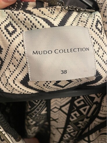 m Beden Mudo İnce Kaban