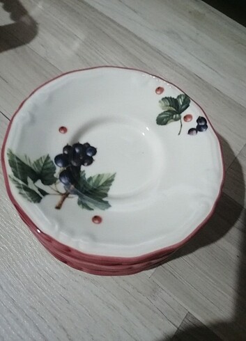 Karaca cherry çay tabagi