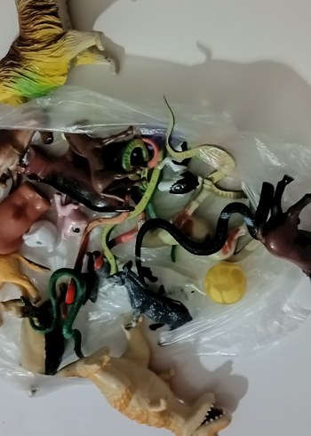 Renkli Mini Hayvan ve Yılan Figürleri