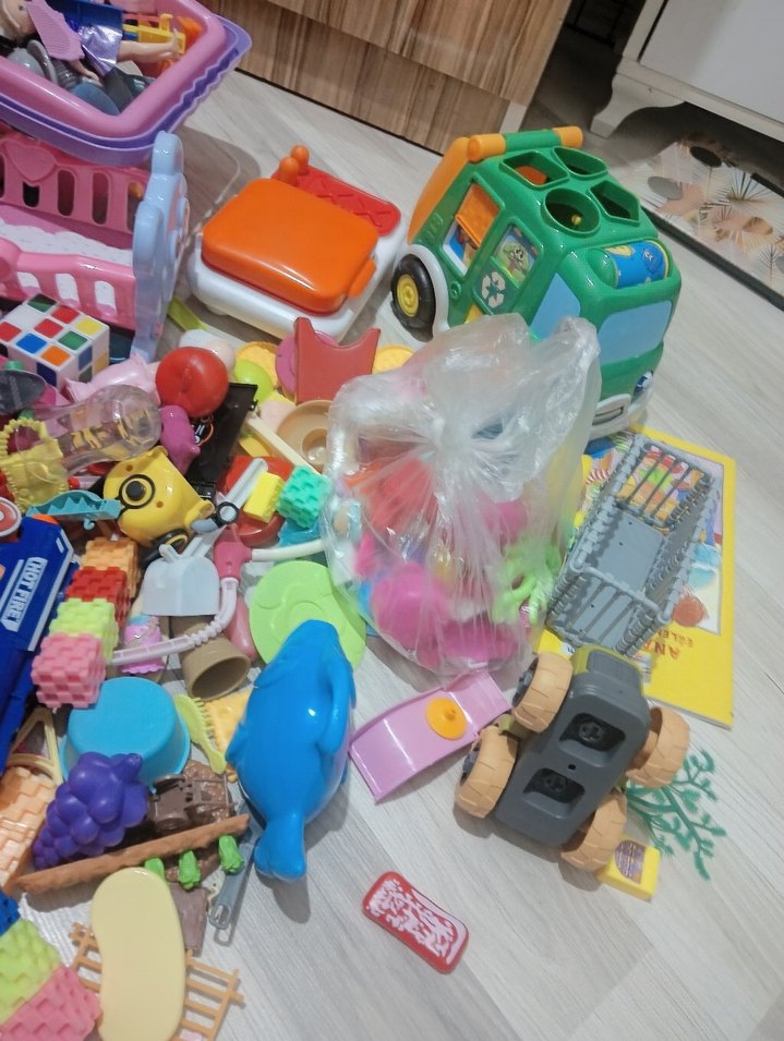 Renkli Karışık Oyuncak Seti - Görsel 3