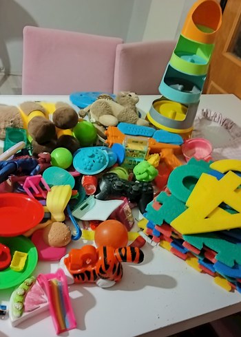 Renkli Çocuk Oyuncakları Seti - Görsel 2