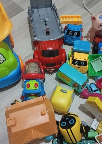 karisik toplu oyuncaklar arabalar - Görsel 5