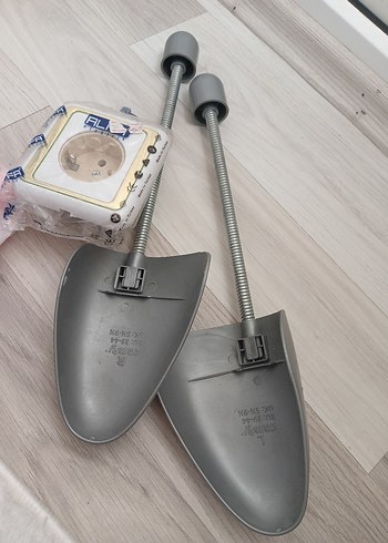 Gri Ayarlanabilir Ayakkabı Kalıbı - Görsel 3