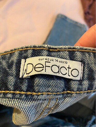 42 Beden mavi Renk Defacto Kot Pantolon