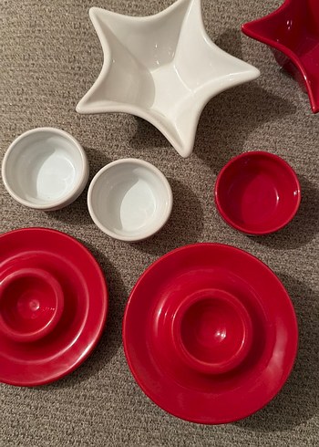 Kırmızı ve Beyaz Modern Tabak Seti - Görsel 2