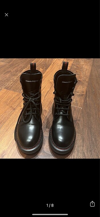 Alexander McQueen bot