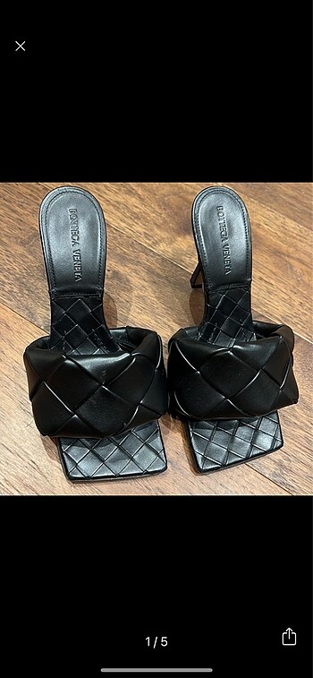 Bottega veneta terlik