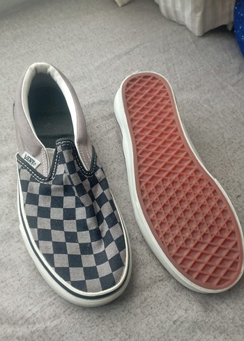 Vans 37