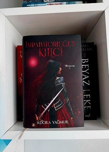 Beden Renk Wisteria 3 İmparatorluğun Kılıcı - Adora Yağmur