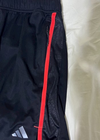 Erkek Siyah Spor Mini Şort Fermuarlı Cepli - Görsel 3