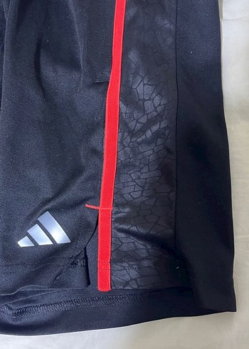 Erkek Siyah Spor Mini Şort Fermuarlı Cepli - Görsel 4