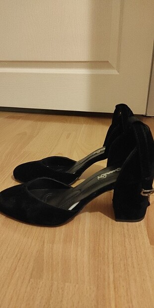 36 Beden siyah Renk Süet topuklu ayakkabı 