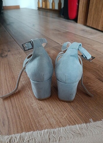 Hotiç Bebe mavisi topuklu ayakkabı 