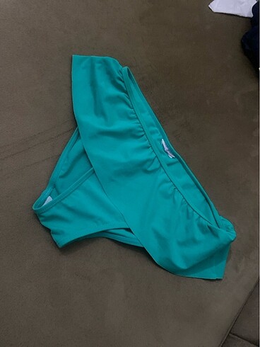 38 Beden Bikini altı