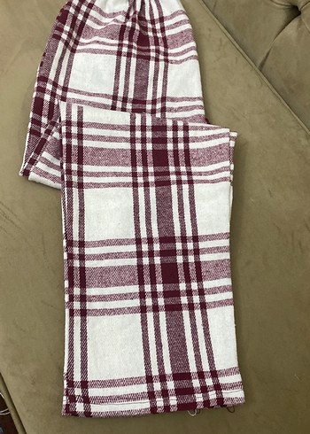 Bordo Ekoseli ev pantolonu - Görsel 3