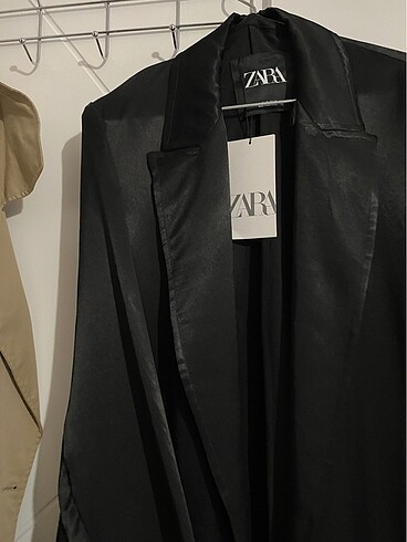 xs Beden Zara Saten Trençkot